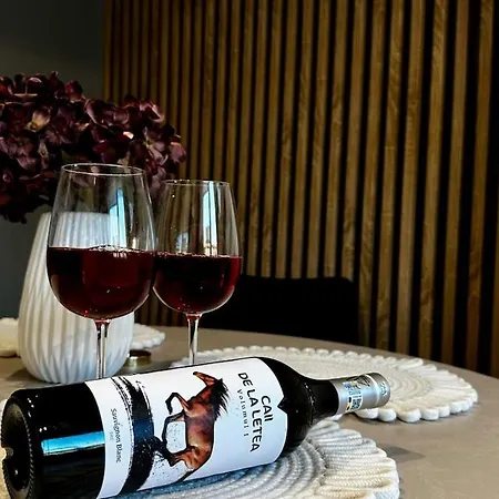 Velvet-nest Near Iulius Mall דירה *